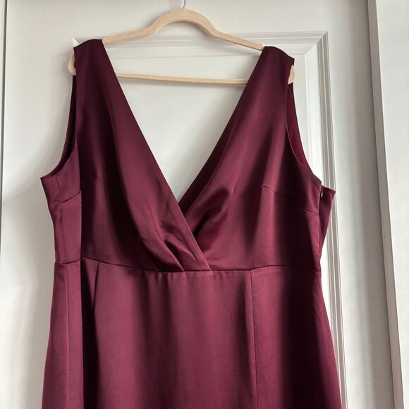 BHLDN Piper Dress 22W Plus Burgundy Satin V-Neck Maxi Bridesmaid Formal Gown - Picture 3 of 15
